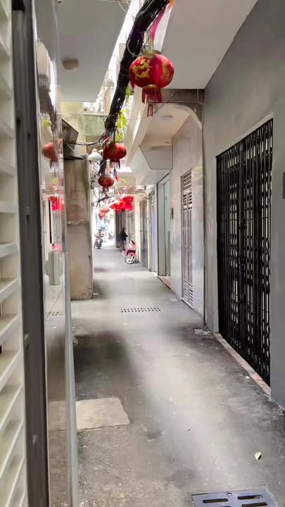 Nhà riêng Ngõ Khương Trung, Thanh Xuân 28m² - Full nội thất, vị trí đẹp!