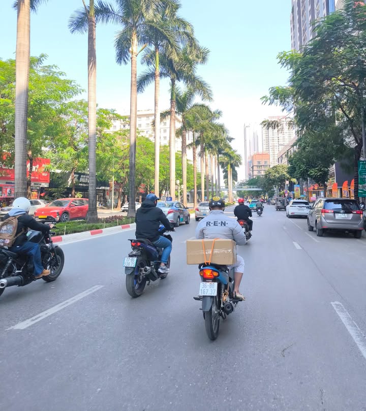 Nhà Phố Lê Đức Thọ 40m² 6 Tầng - Ô Tô Gần - 9 Tỷ