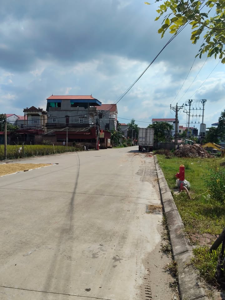 Đất nền Mê Linh 109m² - Đường to ô tô, tiềm năng sinh lời!