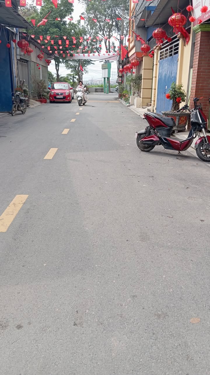 Đất nền kèm xưởng 150m² Đông Anh - Giá 10 tỷ, ô tô tránh