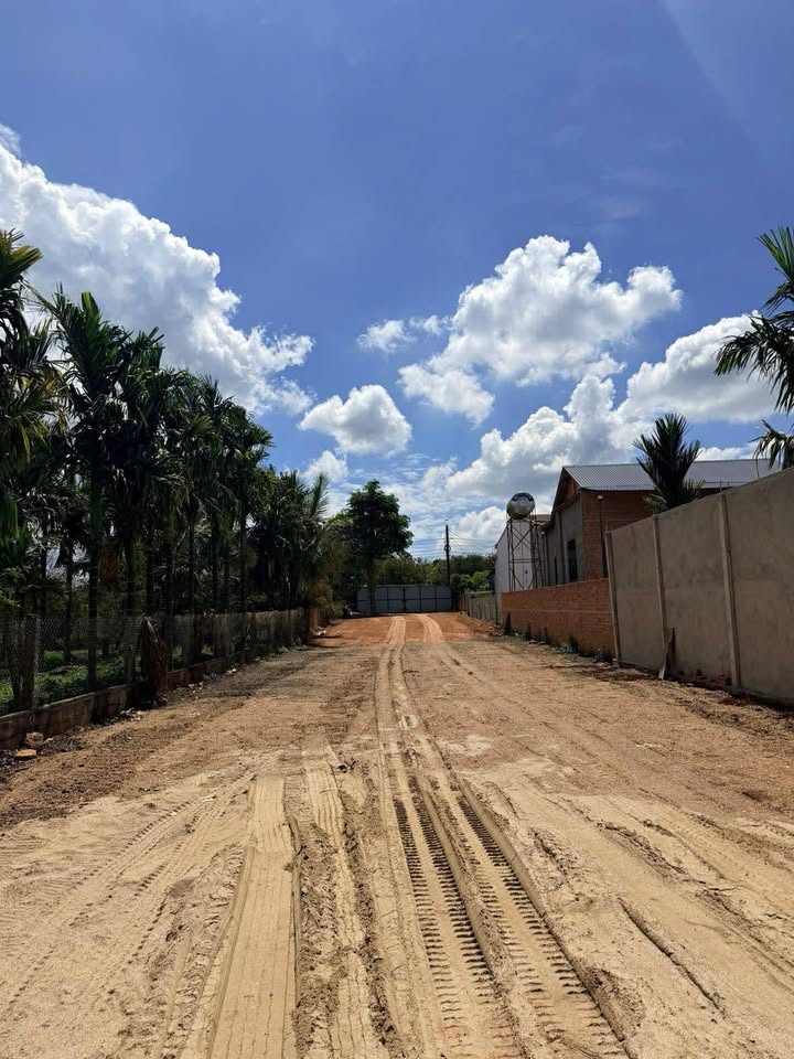 Đất Mặt Tiền QL27 Cư Kuin 1000m² - Sổ Đỏ Sẵn Sàng - Giá Đầu Tư 4.5 Tỷ