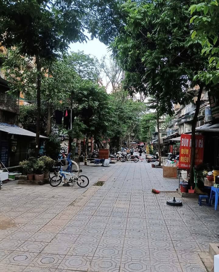 Cho thuê nhà tầng 1 Thành Công 90m² giá 13 triệu - Vị trí đắc địa