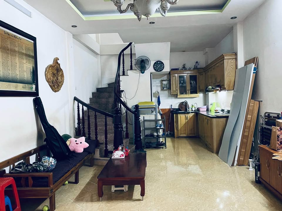 Nhà 36m² 5 tầng Xuân Thủy - Cầu Giấy - Sổ đỏ chính chủ, gần ĐH Quốc Gia