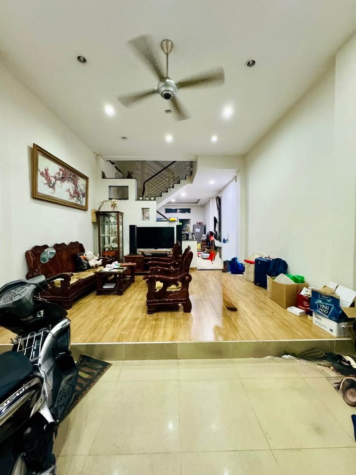 Nhà Hẻm 7m Lê Trọng Tấn, Tân Phú - 90m², 4PN, Xe Tải