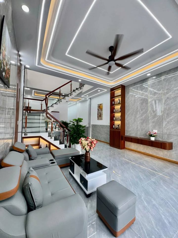 Nhà Phố Hội Nghĩa Bình Tân 100m² - 3PN Full Nội Thất, Giá 2.82 Tỷ