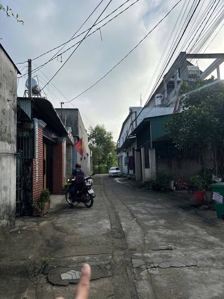 Bán Nhà Gác Lửng Hẻm 1S Hùng Vương, Trảng Bom - 95m² - 750 Triệu