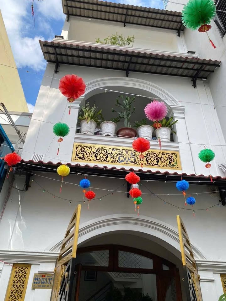 Nhà Riêng Hẻm 225 Lê Văn Quới 60m² giá 5.8 tỷ - Vị trí đẹp!