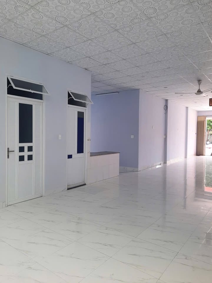 Nhà Phố Tôn Đức Thắng, Phan Thiết 110m² - Mặt tiền kinh doanh đắc địa!