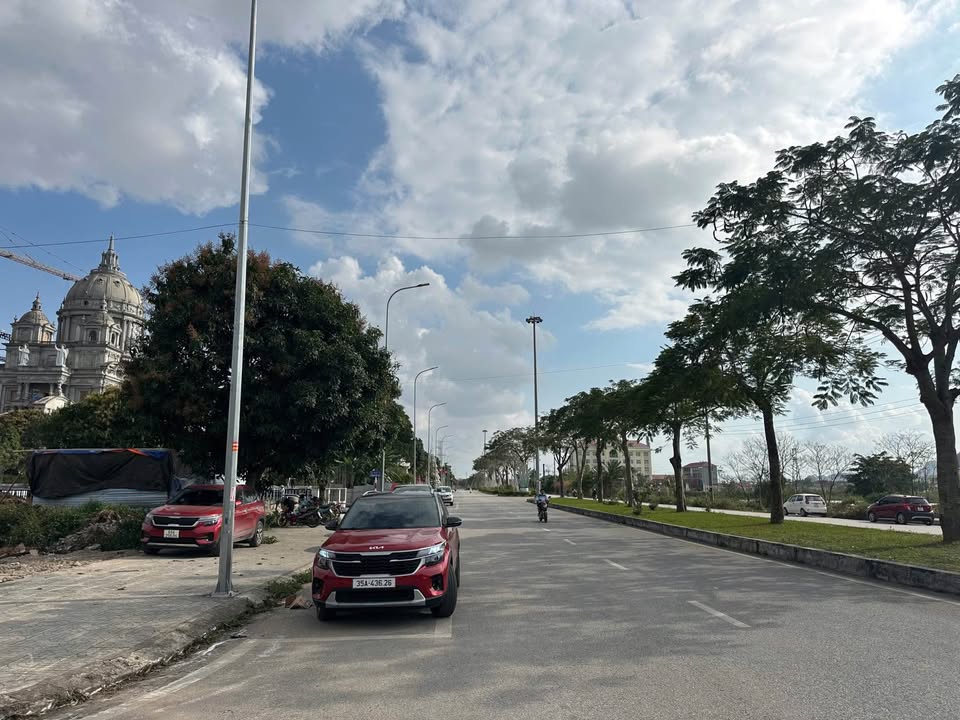 Đất Vàng Kinh Doanh 80m² Đối Diện Lương Văn Tụy Mới, Hoa Lư - Sẵn Sàng Sinh Lời