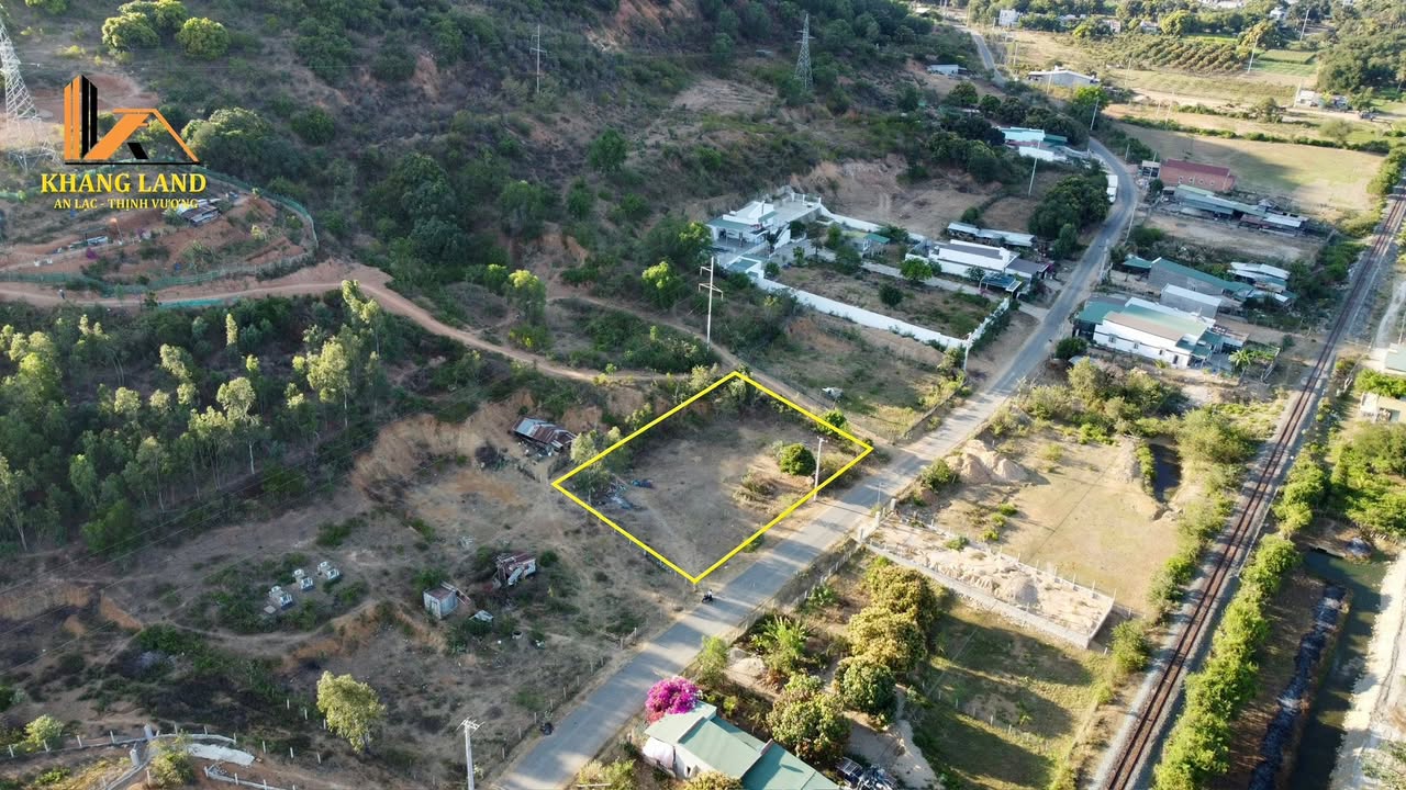 Bán Đất Cam Ranh 1383m² Sổ Hồng - Gần KCN, Cao Tốc, View Vịnh