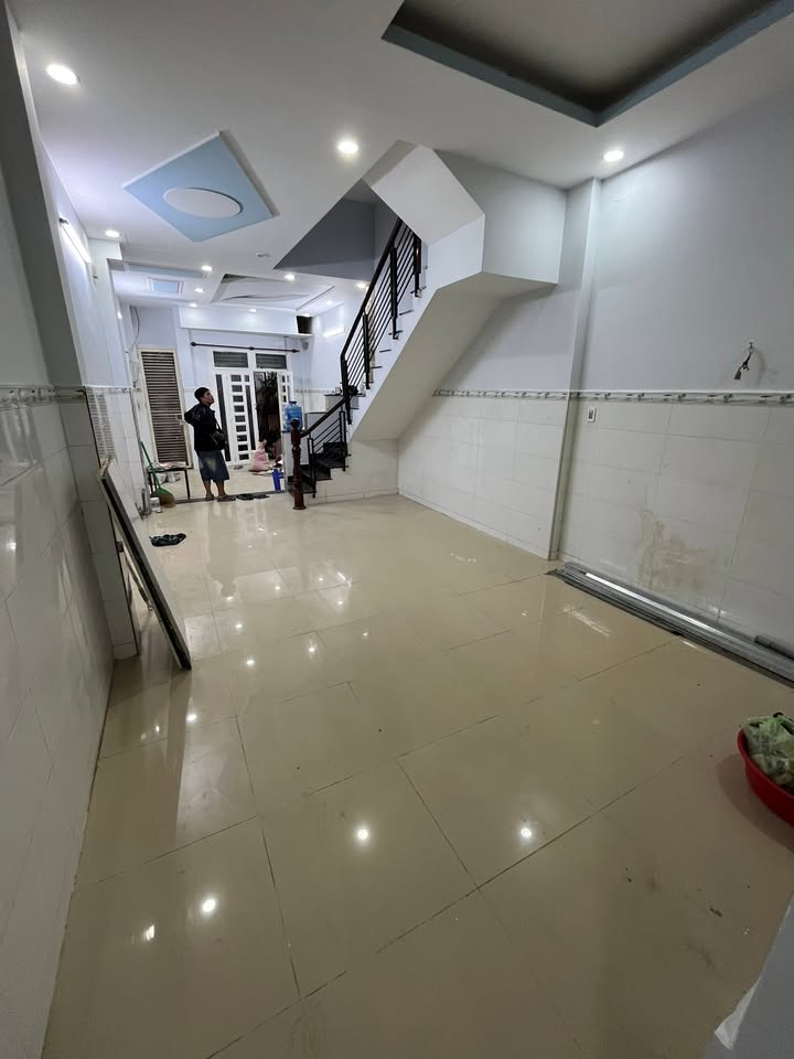 Cho thuê nhà 3PN Nguyễn Văn Yến, Tân Phú - 64m², 13 triệu/tháng