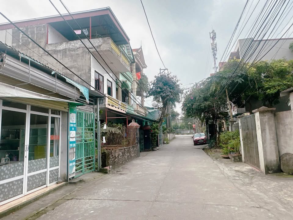 Nhà Riêng Phường Vân Cơ Việt Trì 94m² giá 4.x tỷ - Ô tô vào tận nhà!