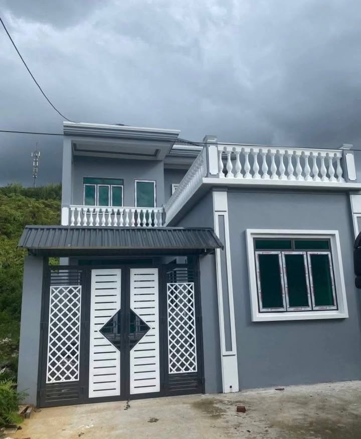 Nhà Riêng Tân Phong, TP Lai Châu 105m² giá 2 tỷ - Chính chủ bán!