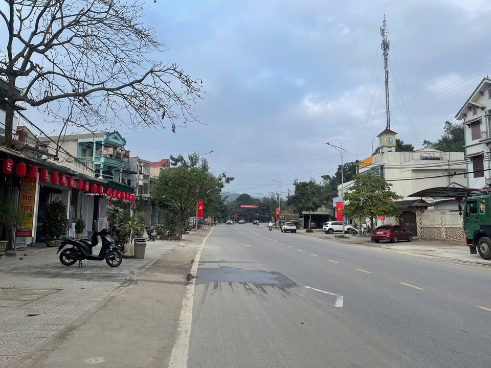 Nhà Phố Quốc Lộ 6 Kỳ Sơn 160m² - Mặt tiền kinh doanh đắc địa!