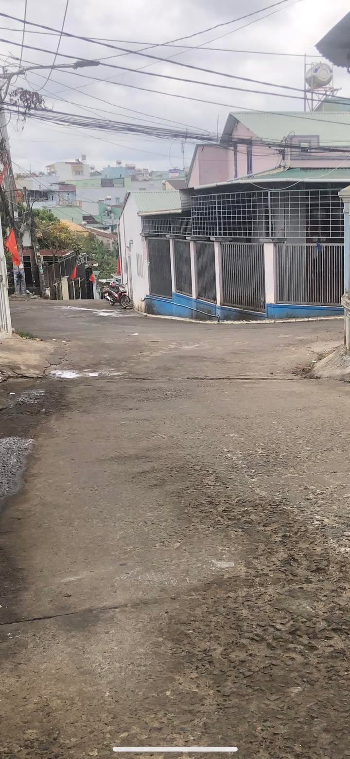 Bán đất tặng nhà Yên Đỗ Pleiku 209m² - 2.6 tỷ Sổ đỏ chính chủ