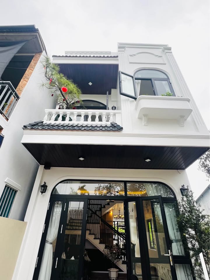 Nhà riêng Nguyễn Cửu Vân, Huế 82m² - Ô tô vào tận nhà!