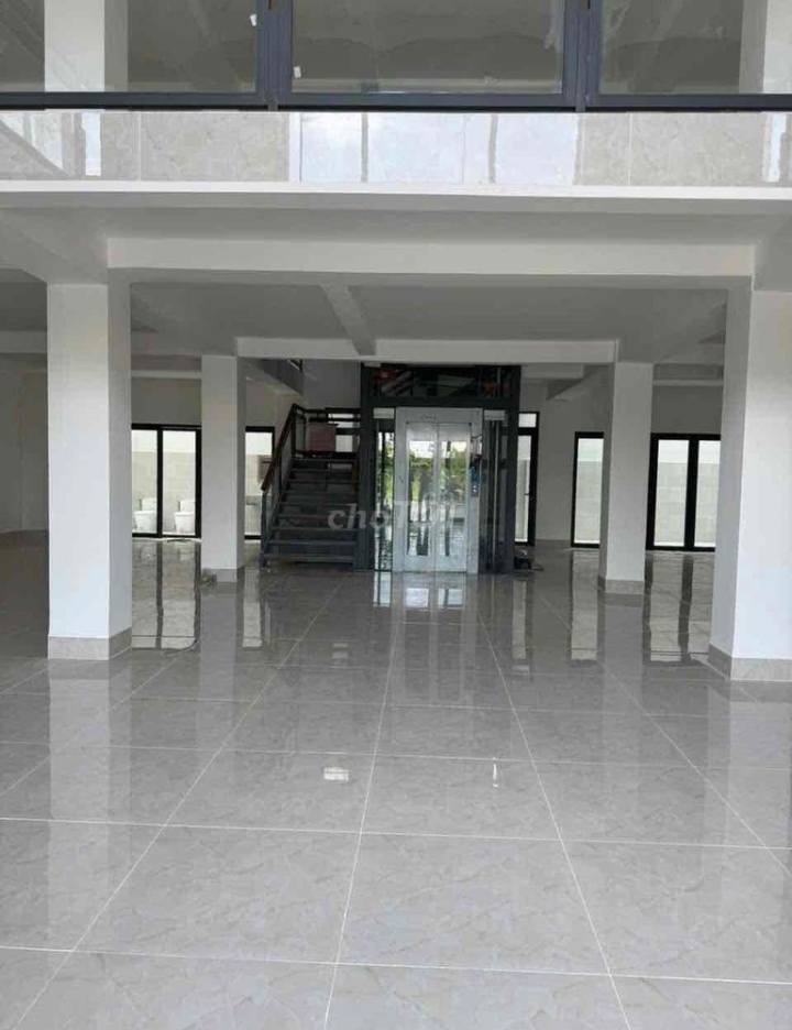 Cho thuê 3 Shophouse Lakeview City, Q2 - 300m²/sàn, 5 tầng, Thang máy