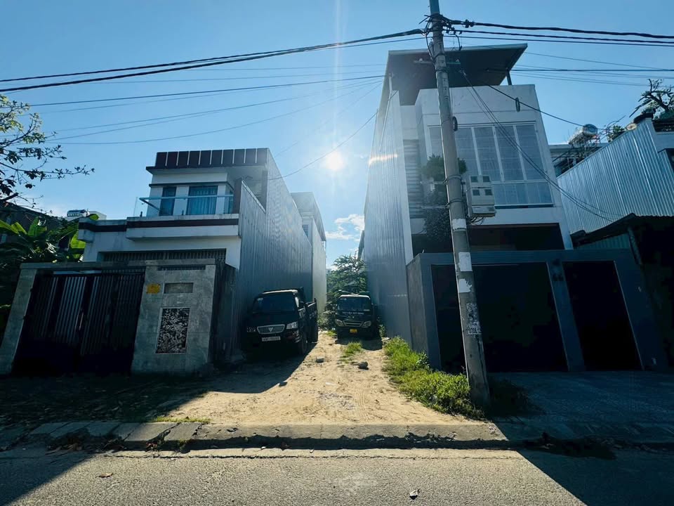 Đất MT Bùi Hiển, Đà Nẵng - 90m² Hướng ĐN, Đối Diện Công Viên Bắc Sơn