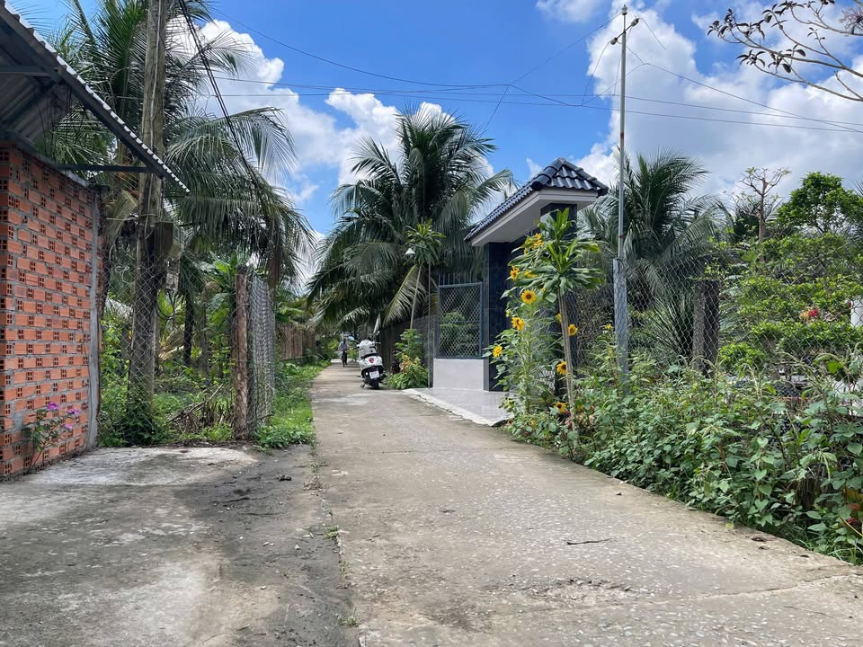 Bán Đất Vườn 559.7m² Long An, Châu Thành - Sổ Đỏ, Giá 1.3 Tỷ