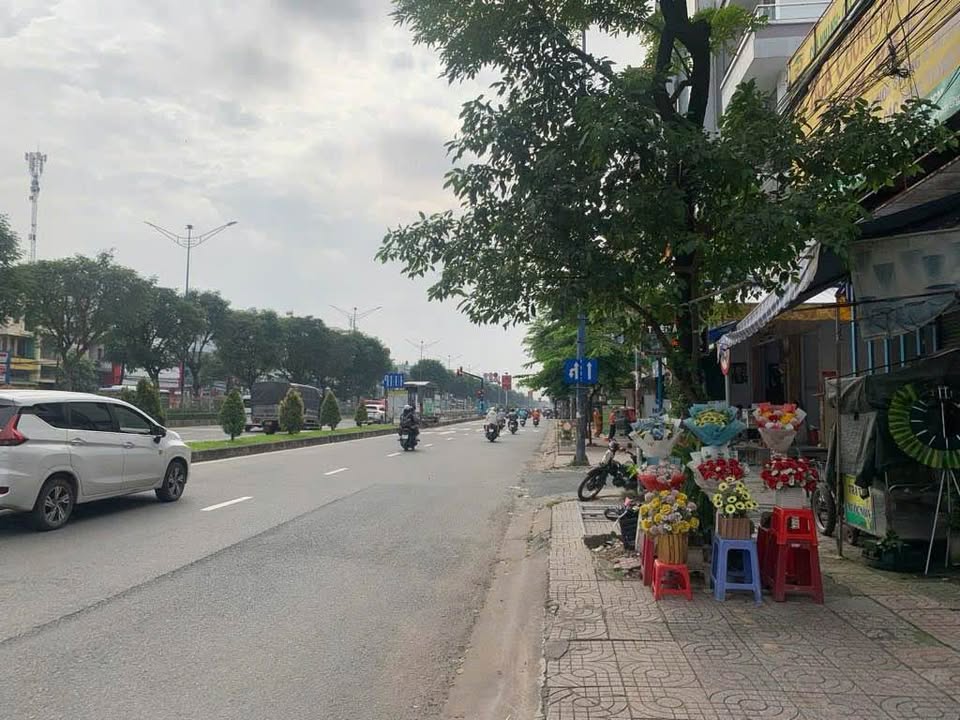 Nhà Mặt Tiền Kinh Doanh Trường Chinh, Q12 - 13 Tỷ