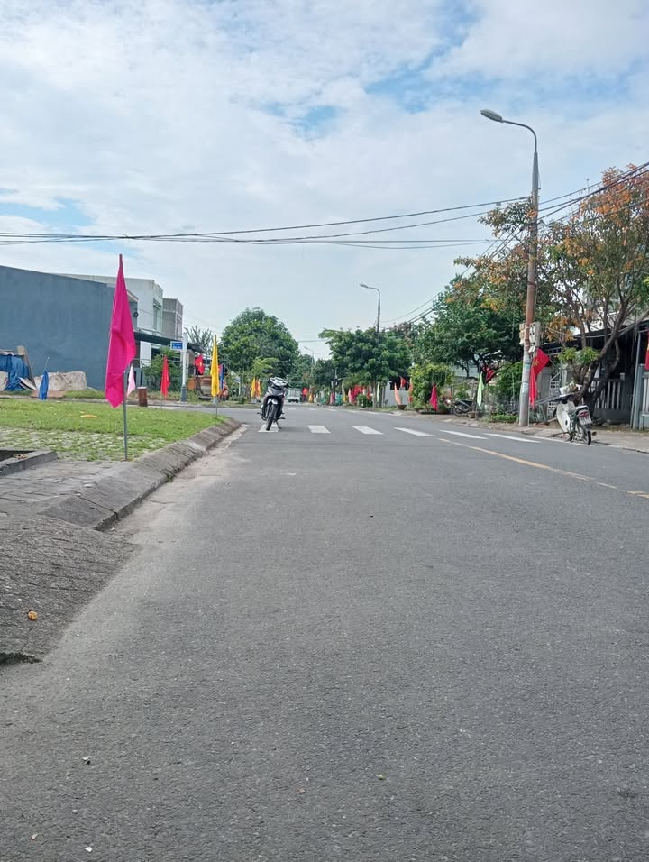 Đất nền Hòa Liên, Đà Nẵng 125m² giá 2.8 tỷ - Giá tốt hiếm có!
