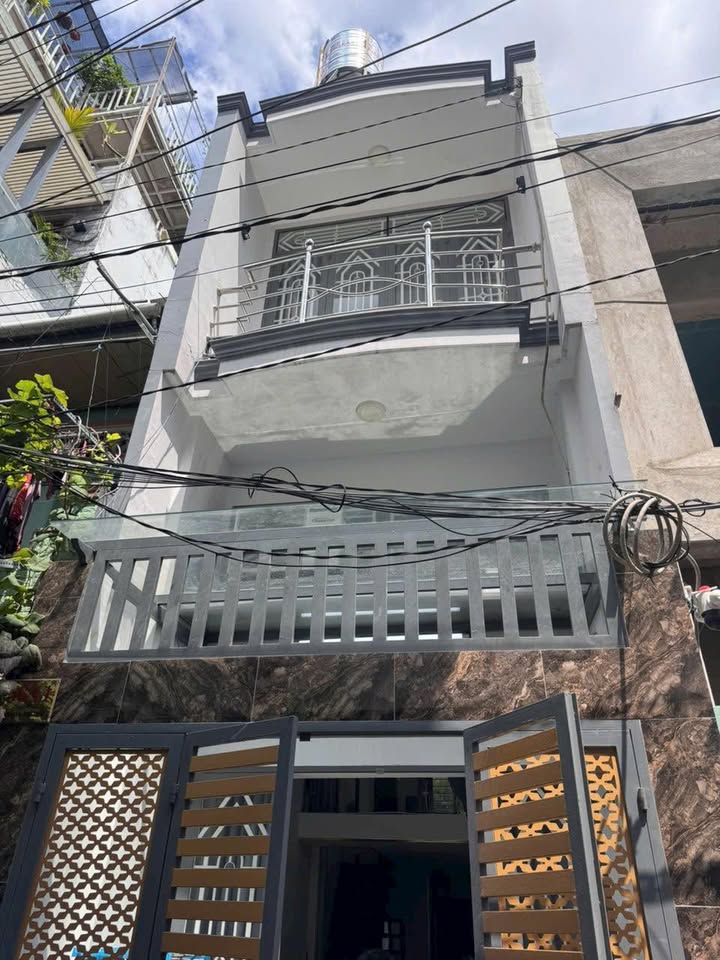 Nhà riêng Nguyễn Hữu Tiến, Tân Phú 30m² - Vị trí đẹp, giá tốt!