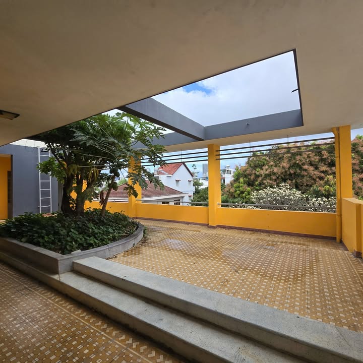 Cho thuê mặt bằng 200m² Lê Hồng Phong, Nha Trang - Kinh doanh đắc lợi