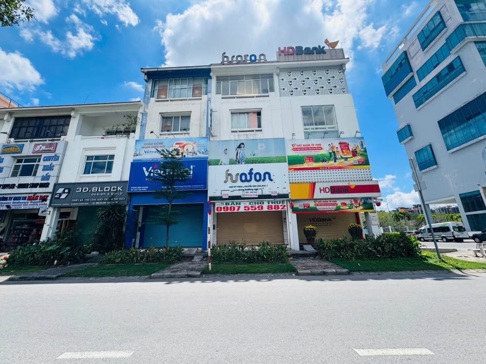 Nhà Phố Nguyễn Văn Linh, Q7 31 tỷ - Mặt tiền kinh doanh sầm uất