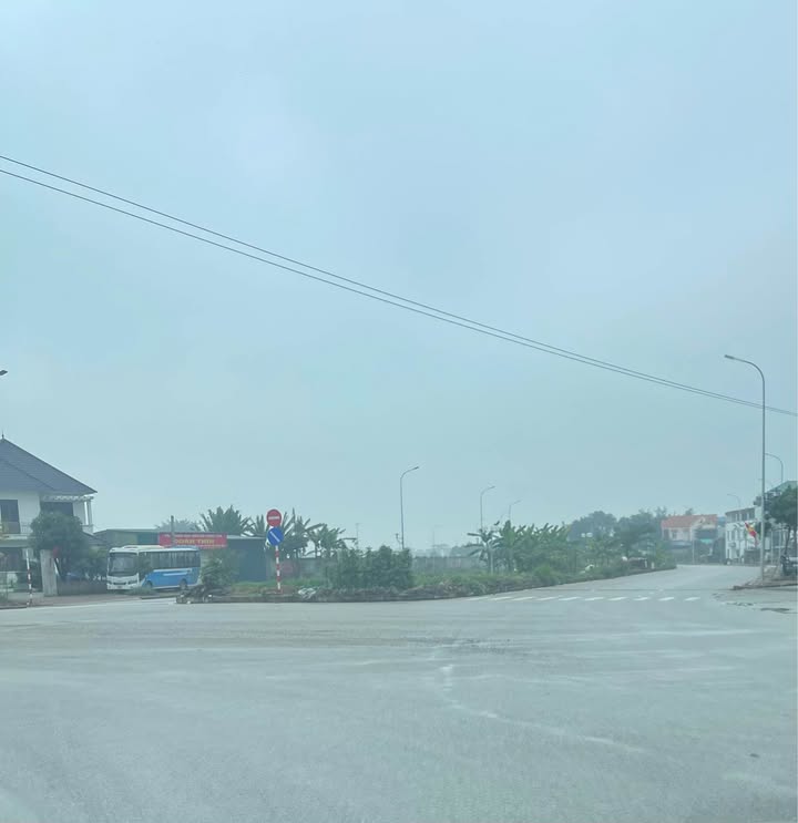 Đất Sóc Sơn 120m² - Ngõ Thông Ô Tô - Gần Võ Nguyên Giáp - Giá 3x Tỷ