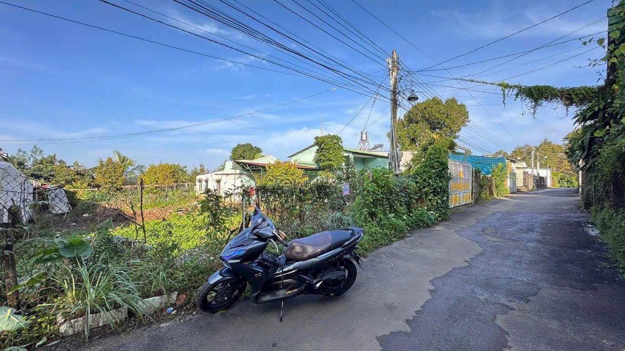 Đất Hẻm Lam Sơn, Bảo Lộc: 360m² Thổ Cư, Giá 2.8 Tỷ - Sẵn Sàng Xây Tổ Ấm