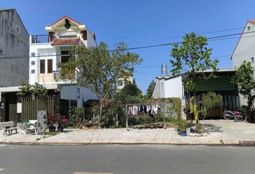 Đất nền P. Tân Ninh Tây Ninh 100m² - Thổ cư 100% cực hiếm!