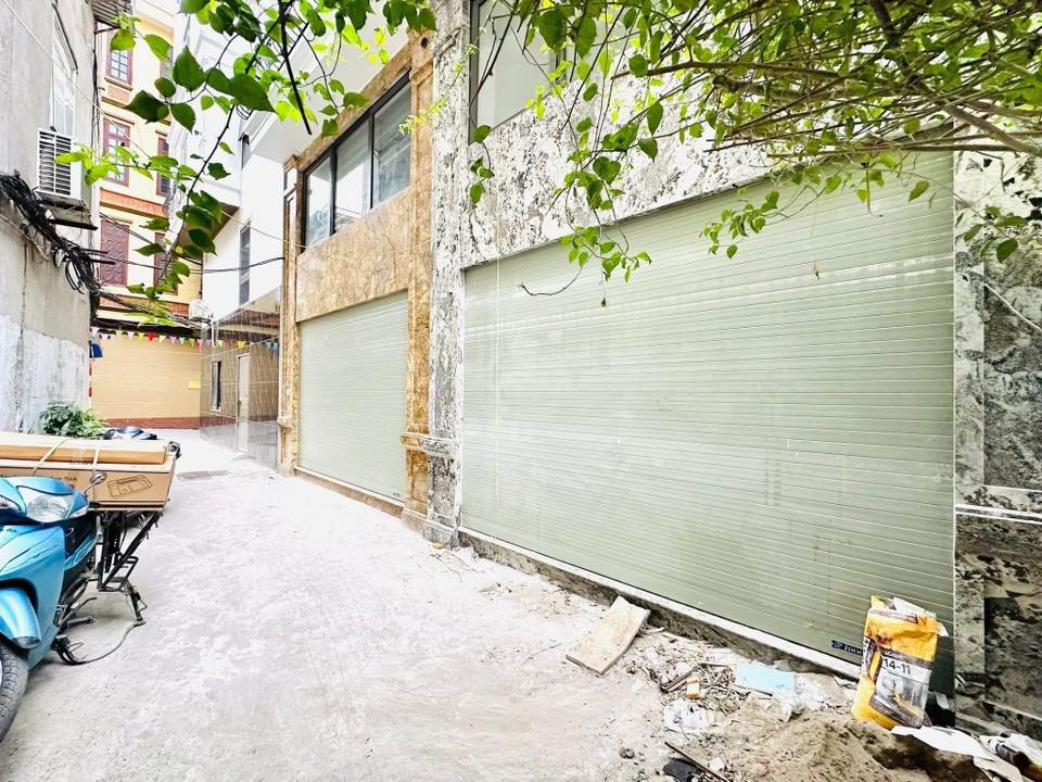 Nhà Phố Đông Tác Đống Đa 45m² - Lô Góc 2 Thoáng, Sẵn Sàng Ở Ngay!