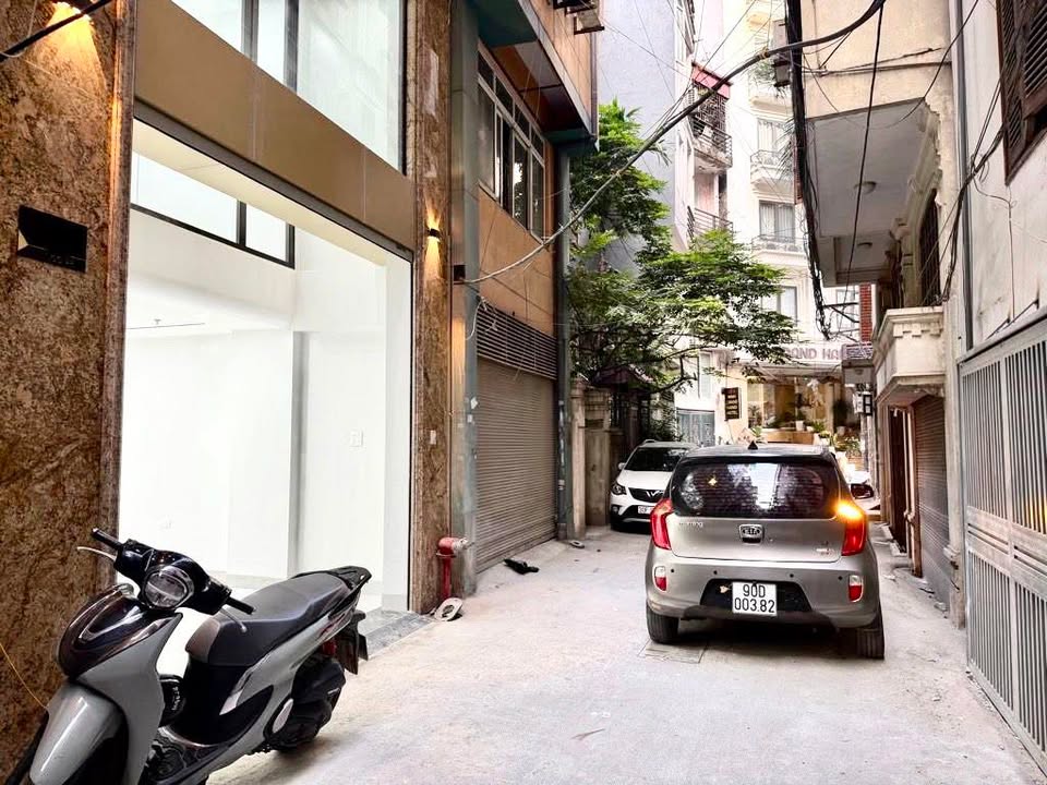 Nhà riêng Nguyễn Ngọc Lại Thanh Xuân 55m² - Ô tô vào tận nhà!