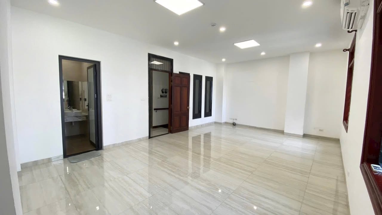 Văn phòng 45m² Trương Công Giai, Cầu Giấy - Sẵn sàng làm việc!