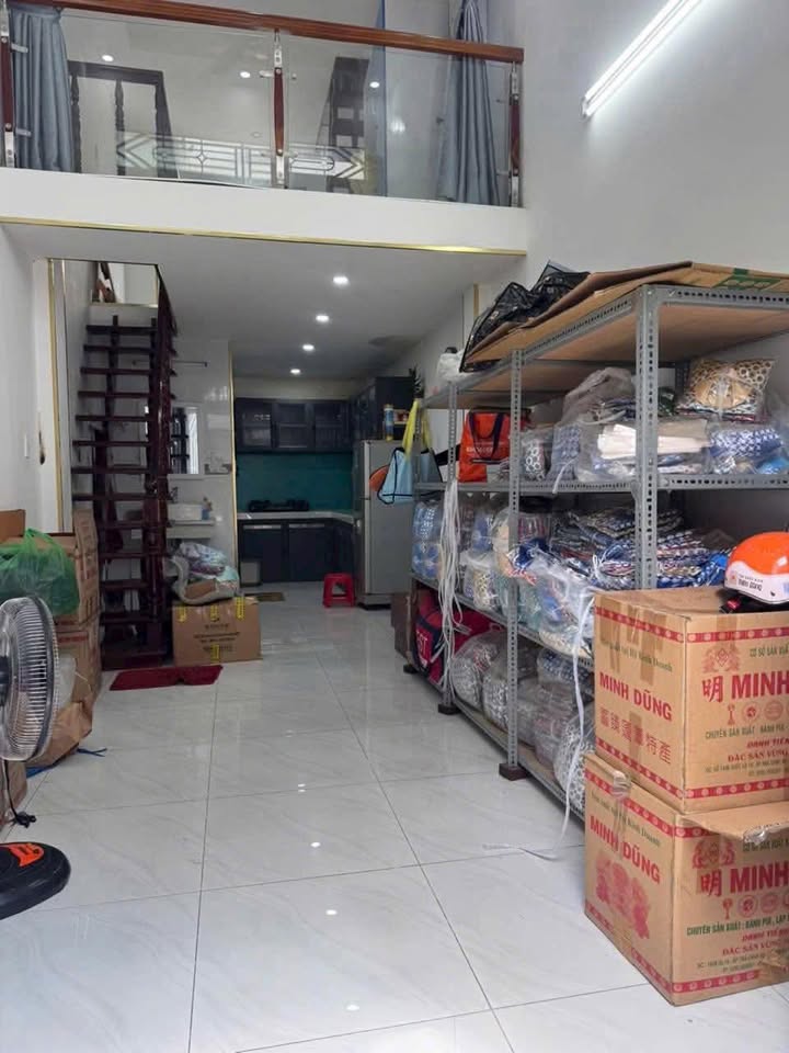 Bán nhà Nguyễn Hữu Tiến Tân Phú 30m² 3.98 tỷ - Vị trí đẹp giá tốt