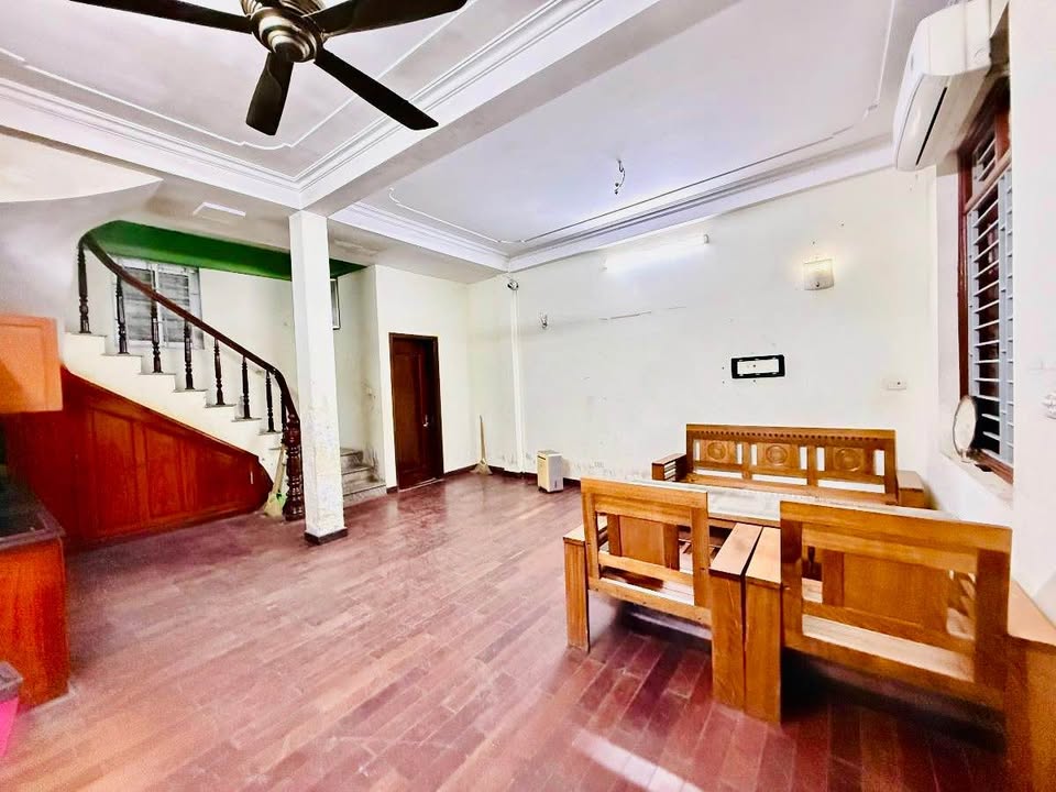 Nhà phố Quan Nhân Thanh Xuân 48m² 10 tỷ - Sổ hồng sẵn, ô tô gần nhà!