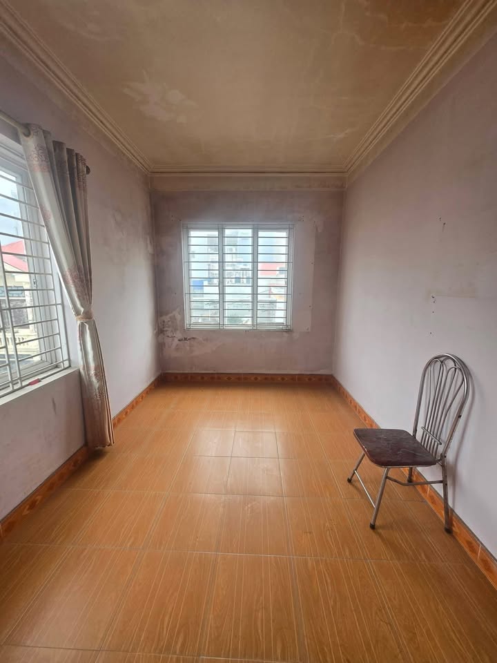 Nhà Mặt Tiền Hạ Lý - Lô Góc 3 Thoáng - 40m² - 7.99 Tỷ