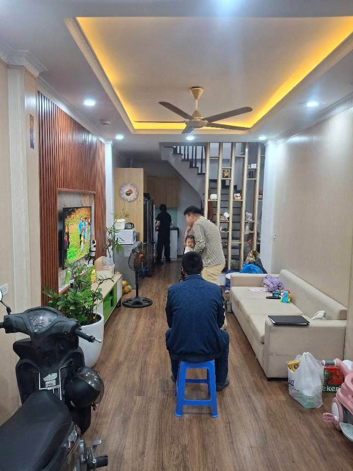 Nhà riêng Đại Mỗ, Nam Từ Liêm 37m² giá 8 tỷ - Full nội thất cao cấp!