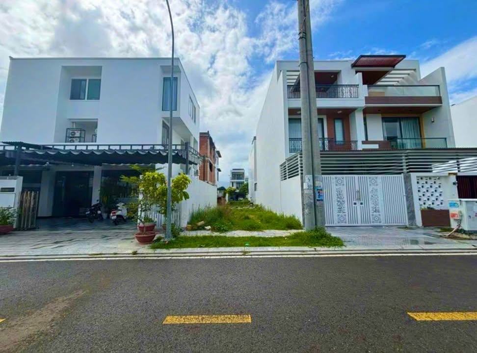 Nhà phố KĐT Mỹ Gia – Gói 7 Nha Trang 100m² - Vị trí đắc địa