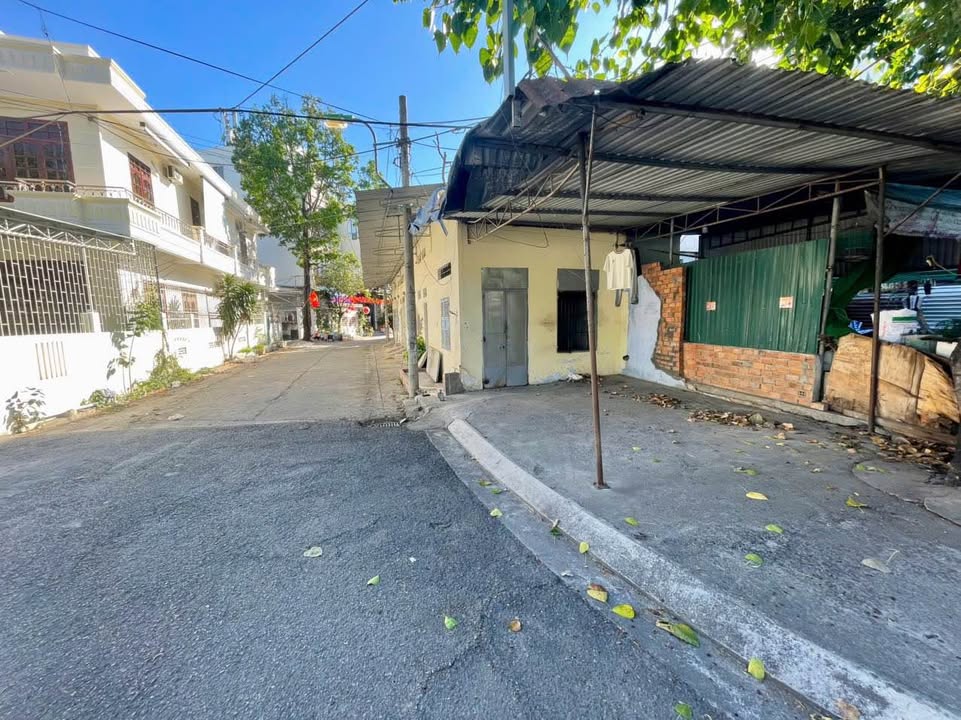Đất tặng trọ Vĩnh Hòa Nha Trang 75.5m² - 2 Mặt tiền, đường ô tô lớn!