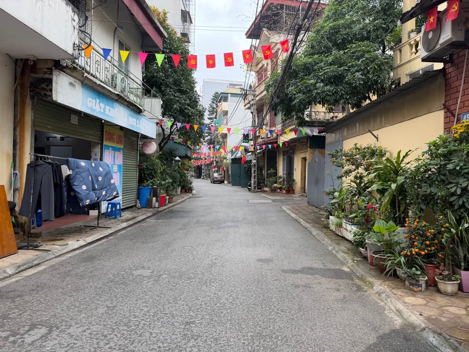 Đất nền Trâu Quỳ 82m² 13 tỷ - Tiềm năng tăng giá vượt trội!