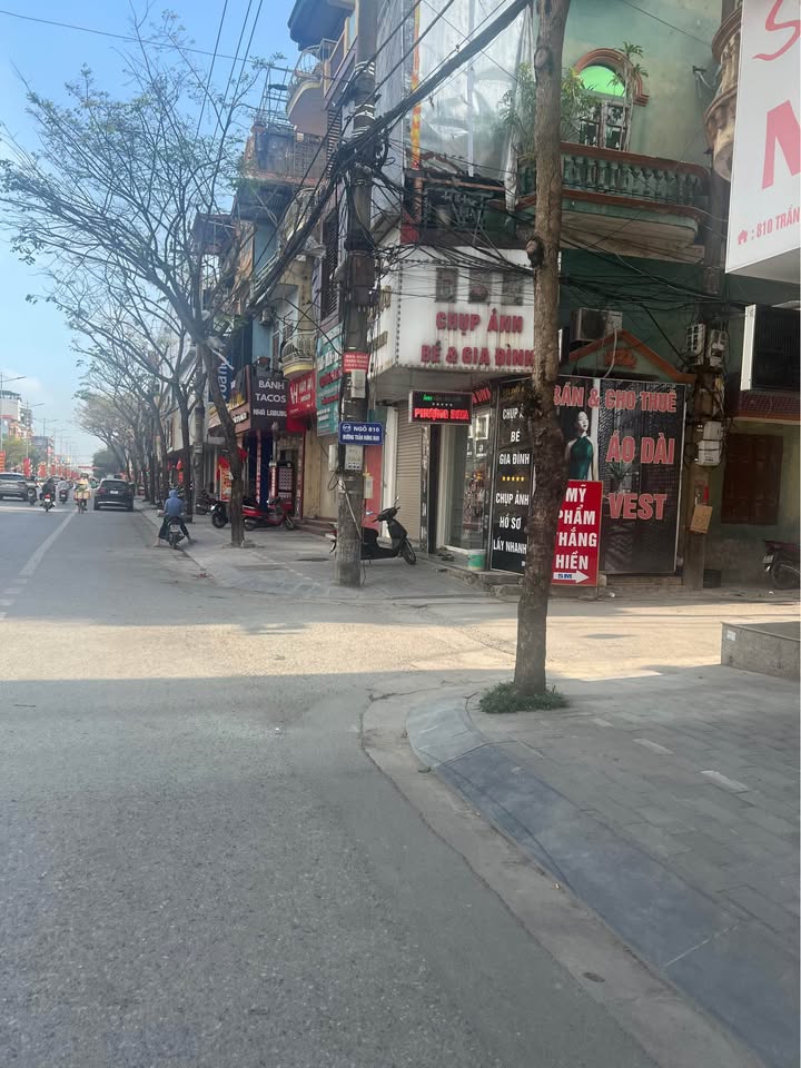 Nhà 3 Tầng 42m² MT 5m, Gần QL1A Hoa Lư - Sẵn Sàng An Cư!