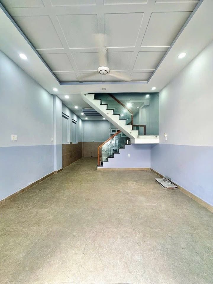 Mặt tiền chợ Phạm Văn Hai, Tân Bình - 34m² kinh doanh đắc lộc