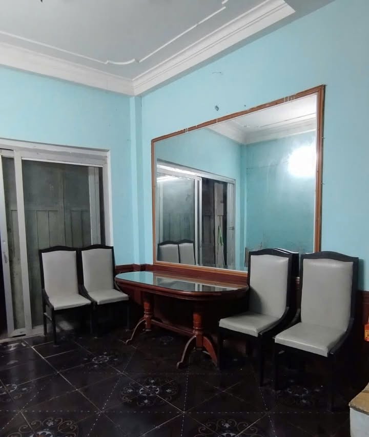 Cho thuê nhà 4 tầng, 2 ngủ tại Hoàng Mai, Hà Nội - Giá 4 triệu/tháng