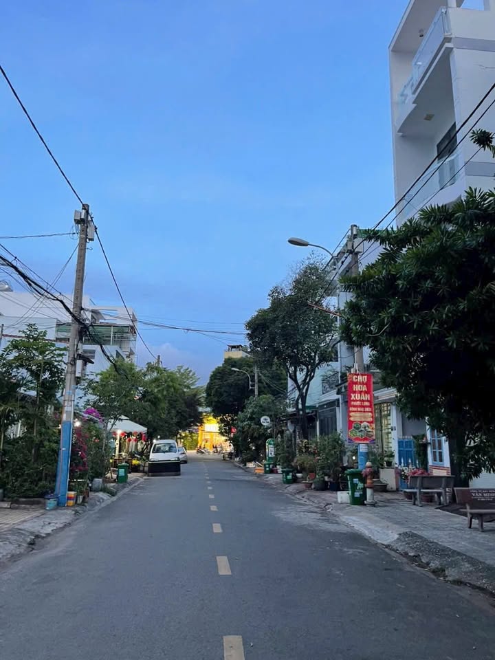 Nhà Đường 3 Phước Bình, Thủ Đức 10 triệu - Thích hợp KD!