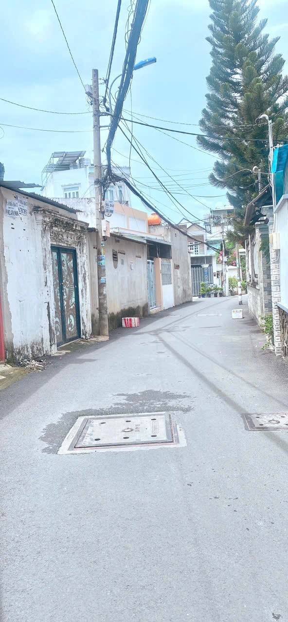 Nhà riêng Linh Tây Thủ Đức 53m² hơn 5 tỷ - Ô tô vào tận nhà!