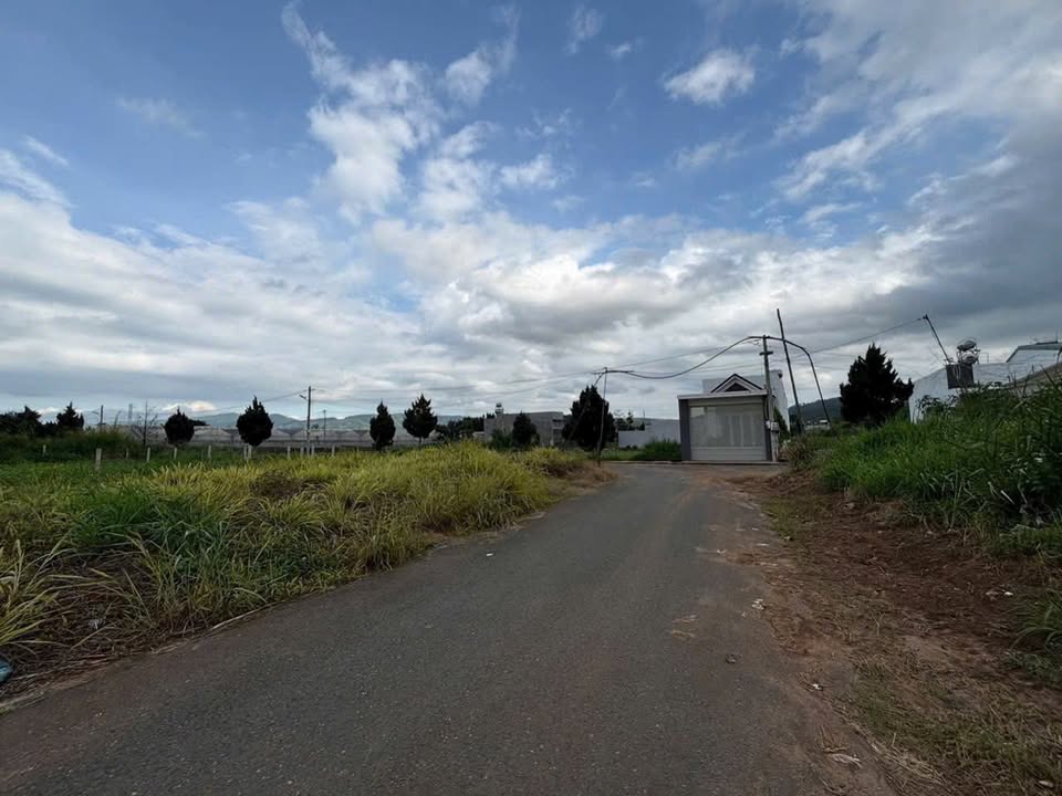 Đất Vàng Quốc Lộ 20 Đức Trọng 400m² - Kinh Doanh Đa Ngành Nghề