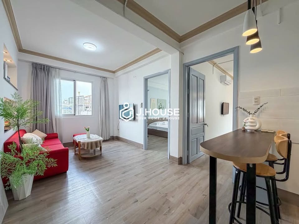 Căn Hộ 2PN 70m² Hai Bà Trưng, Q1 - Vừa Ở Vừa Kinh Doanh, Sẵn Ở Ngay!