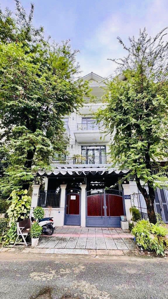 Nhà mặt tiền Q7 Sadeco Ven Sông 126m² 33 tỷ - Mặt tiền kinh doanh