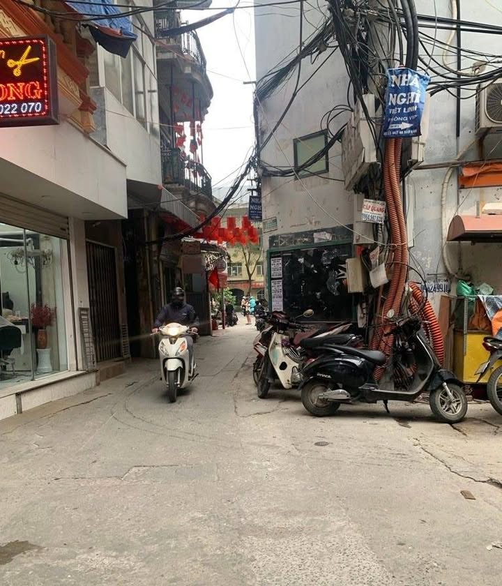 Nhà Đại Mỗ Sát AEON 41m² - Sẵn Sàng Giao Dịch Chỉ 6.1 Tỷ